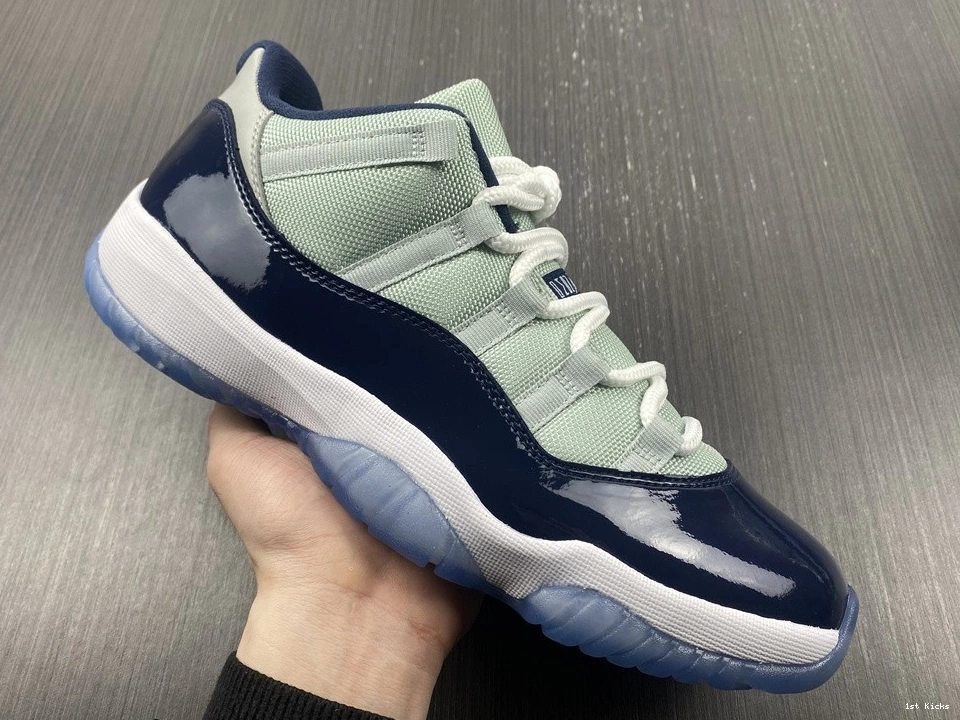 Retro 11 Georgetown 528895-007 - Jordan Low 0417